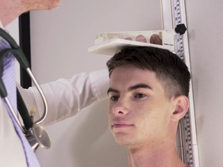 Fun sized twink fucked by huge cock