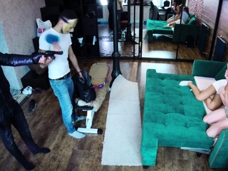 TickleTherapy – Don’t Open The Door For Strangers, Honey!