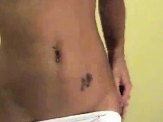 Amateur Babe Fingering solo