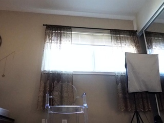 Amateur Webcam Cute Teen Plays Solo with Big Dildo